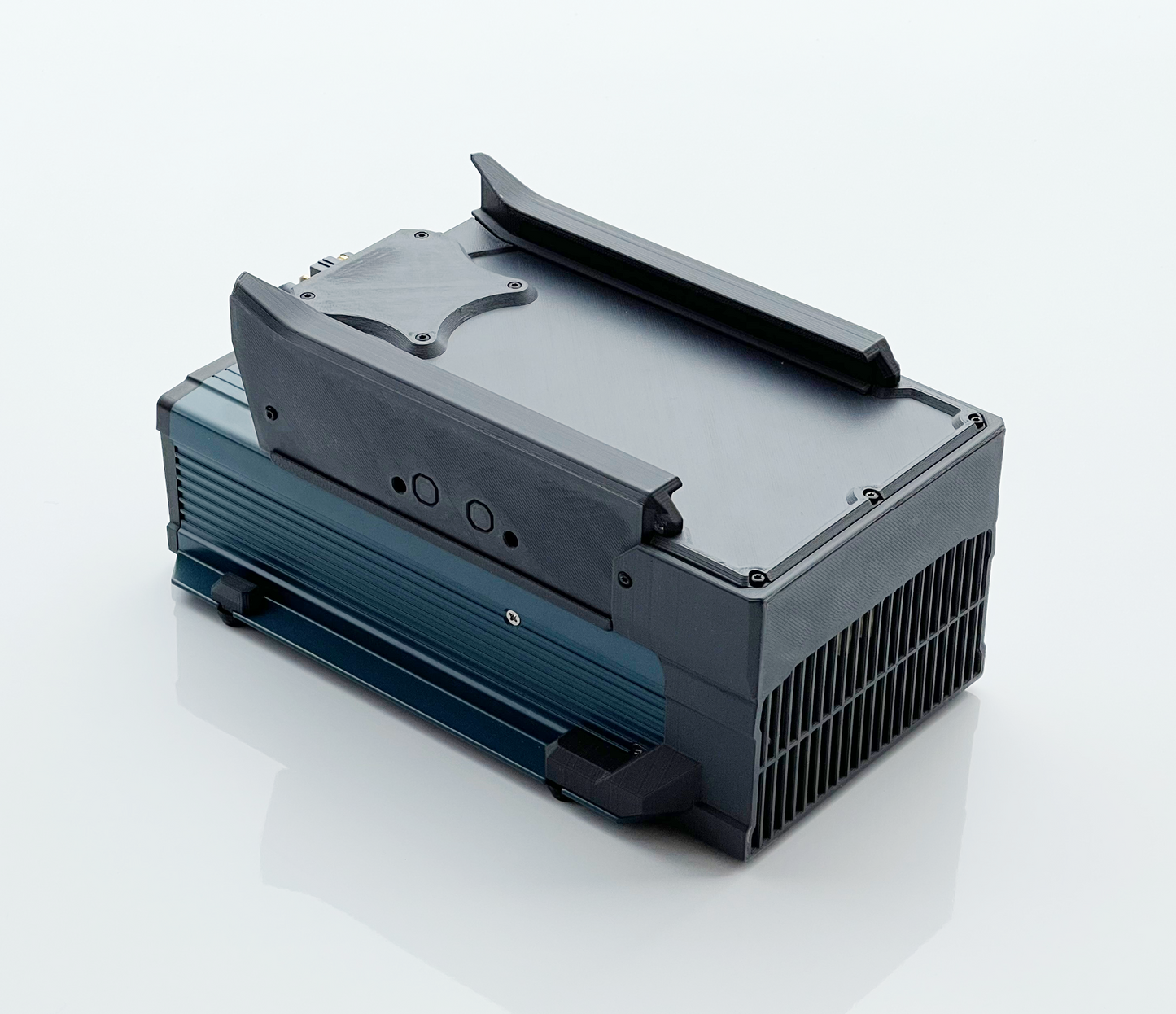 aeroPAX6 Smart Charger