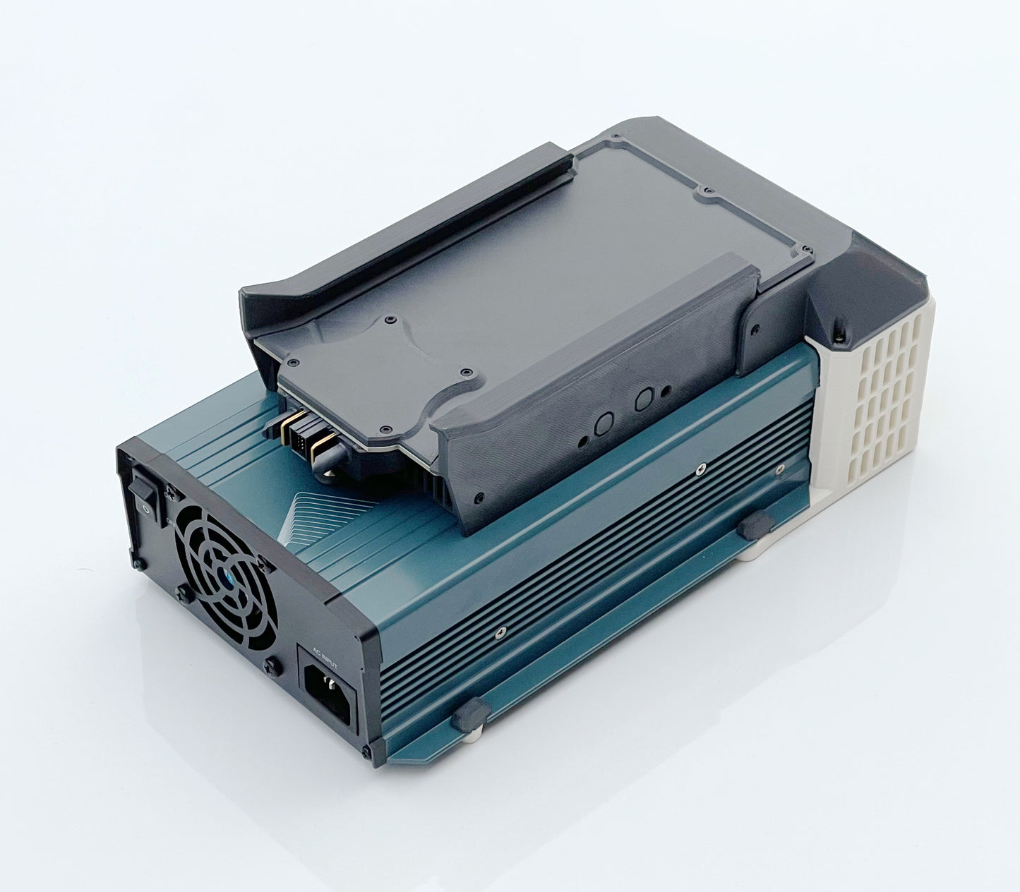 aeroPAX6 Smart Charger